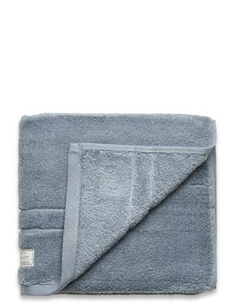 Premium Towel 50X70 Home Textiles Bathroom Textiles Towels & Bath Towels Blå GANT
