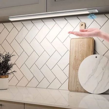 LED benkebelysning for kjøkken med sensor 60 cm 2 i 1 skapbelysning USB oppladbar og 5V DC drevet LED-stripe