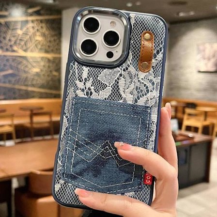 iPhone 16 Pro Max Denim Läder Fodral med Fickdesign - Stilren Skal för iPhone 16 Pro Max