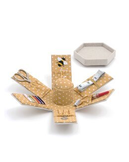 Opbevaringsæske Flyvende bi Beige - Hobby Gift