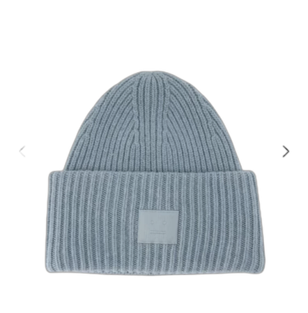 Ljusblå mössa från Acne Studios