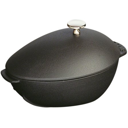 Staub Musselgryta 25 cm svart 2,0 L | Matlagning > Kokkärl & Stekpannor > Grytor > Gjutjärnsgryta | Bagaren och Kocken