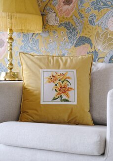 Broderi Liljer - Permin