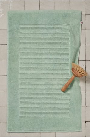 Pure - Badrumsmatta Premiumsoft 50x80 cm - Grön - Badrumsmattor - 50X80 - Från Homeroom