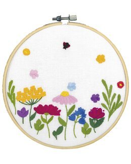 Kirjontapakkaus Taulu Kesäkukat