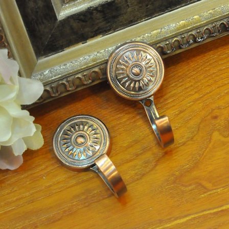 2 stilfulde reb gardinbindere med gardinkroge