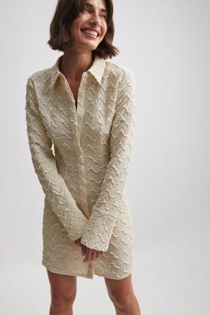 NA-KD Robe chemise courte structurée à manches longues - Robes Chemise - OffBlanc - EU 32