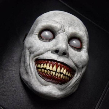 Smilende demon terror maske