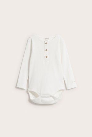 Newbie | Ribbad långärmad body | Vit