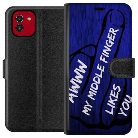 Kompatibelt Lommeboketui til Samsung Galaxy A03 Mørk typografisk illustrasjon med hjerteform og budskap om vennskap mot dyp blå tretekstur