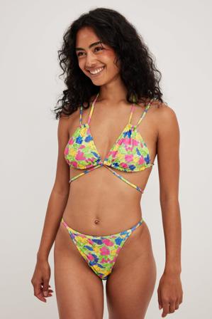 NA-KD Swimwear Högt skuren bikinitrosa - Bikini - Flower - Small