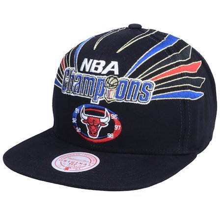 Mitchell & Ness - NBA Black snapback Czapka Z Daszkiem - Chicago Bulls 98 Bulls Champions Hwc Black Strapback @ Hatstore