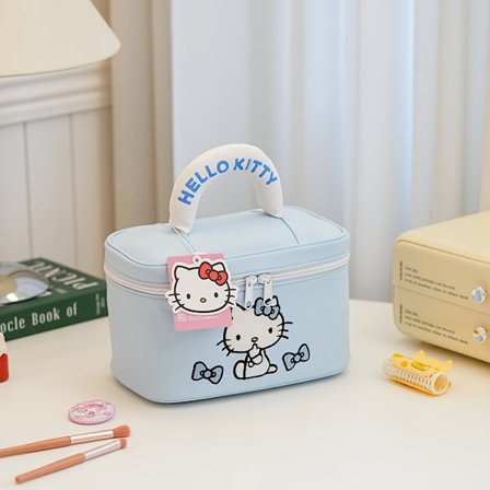 SanrioKT Søt Anime Utsmykket Reiseveske med Kawaii-figurer - Stor Kapasitet Multi-Rom Toalettveske & Sminke S [DB]