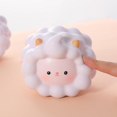 1 Pakk Lille Sau Myke Lekefigurer 3D Squishy Leke Stressavlastning S