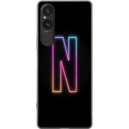 Yhteensopiva Puhelinkuori Sony Sony Xperia 10 VI Minimalistinen neonkirjain N värinvaihtuvassa valossa mustaa taustaa vasten