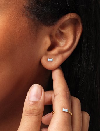 Design Letters Bow Tie Earstuds - Blue - ONE SIZE