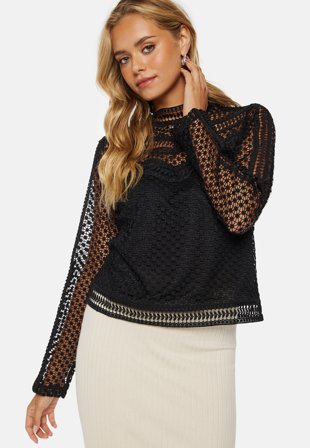 YAS Alberta LS New Lace Top Black Klær