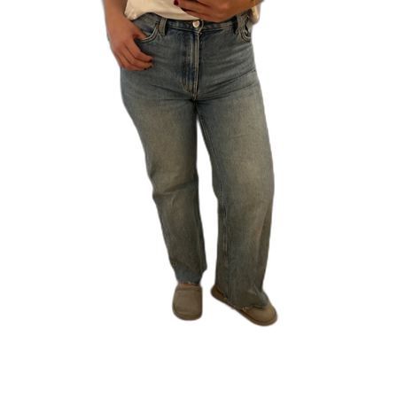 Ljusblå raka jeans med hög midja