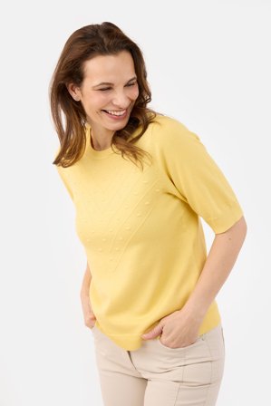 BRANDTEX - Kortærmet Strik - Gul - Strukturmønster