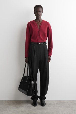 COS Femme Cardigan Col En V En Laine Mérinos in Rouge