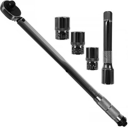 Sarja, jossa momenttiavain, jatkovarsi ja hylsyjä