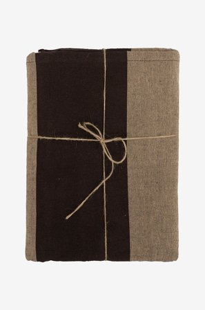 Gustav Ovland - Bordsduk Cultra - Brun - Bordsdukar - 140X250 - Från Homeroom