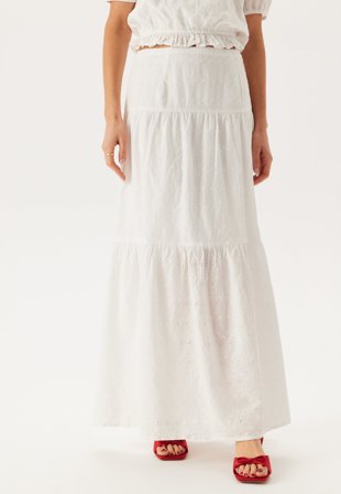 BUBBLEROOM - Broderie Anglaise Maxi Skirt - L