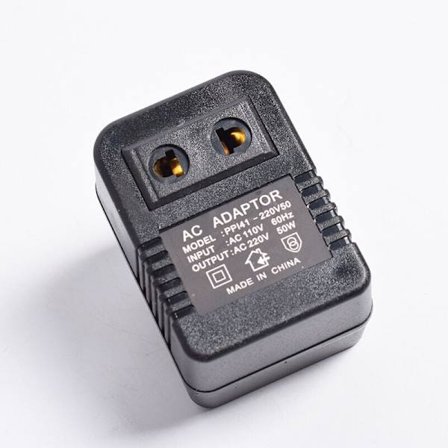 Spänningsomvandlare Spänningsomvandlare 110V/220V 220v/110v effekt 50W