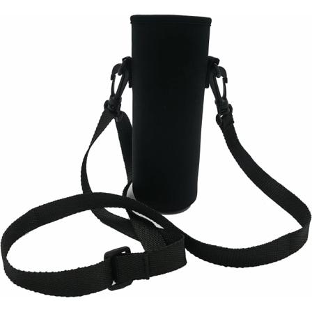 1 x svart vannflaskedeksel med skulderstropp og vann