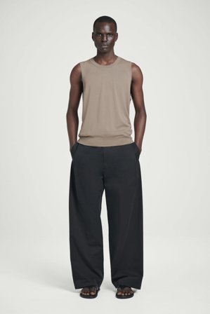 COS Homme Débardeur En Maille De Soie Décontracté in Beige