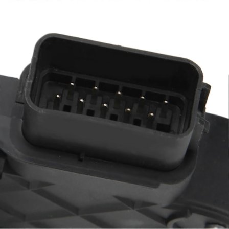 Oikean etuoven lukon salvan toimilaite LR091525 alumiiniseos, korvaa LAND ROVER LR2 2008-2014 mallit