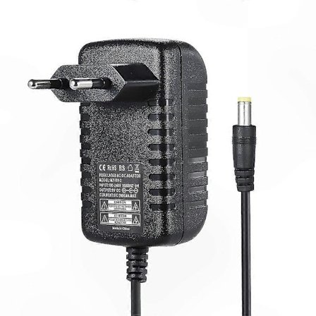 9V 2A virtalähde kitara- ja bassotehosteille yleisellä 100-240V tulojännitteellä