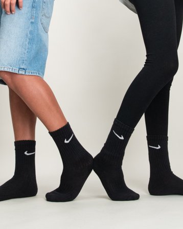 Nike U NK V CUSH CREW - 3P VALUE Svart Strumpor/Sockor Unisex - Kids Brand Store