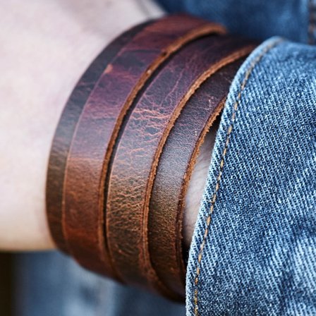 Brunt Stilrent 2 Stripete Lærarmbånd for menn - Brede armbånd