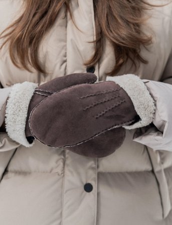 Shepherd Monika Tumvantar - Brown - M