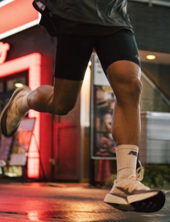 New Balance New Balance Fuelcell Rebel V5 - White - 40.5