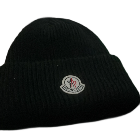 Moncler mössa
