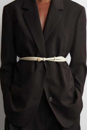 COS Femme Double Ceinture Fine En Cuir in Blanc