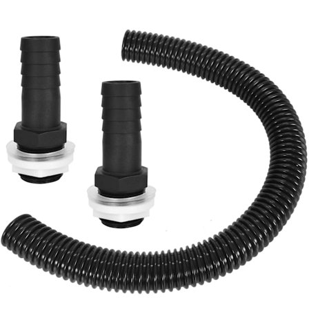 Tilkoblingssett for regnvannstank inkludert 25 mm tilkoblingsrør og 2 rørendelokk med låsemutter for nedløpsrør og regnvannsoppsamler.