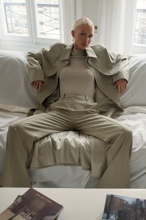 Lovisa Worge x NA-KD Mid Waist Flared Pants - Trompet bukser - Beige - EU 42