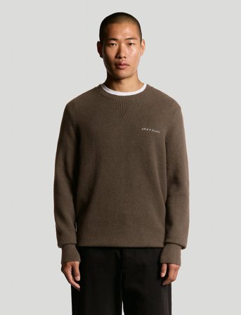 Lyle & Scott Script Knitted Crew Neck - Brown - M