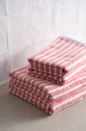 Jotex - Handdoekenset 4 Stuks Roze/wit Roze/wit - DIXIE - Koop Handdoekenset bij Jotex