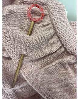 Sjalsnål Rød - New Old Company