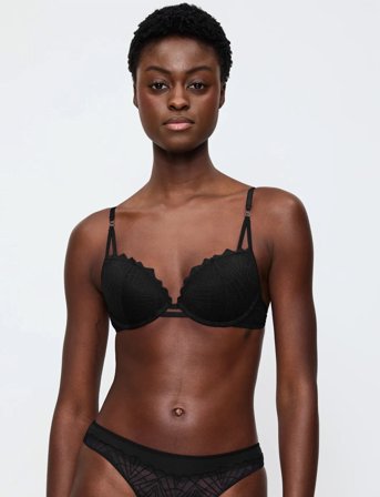 Triumph That Night In Vegas Whu - Black - B x 70