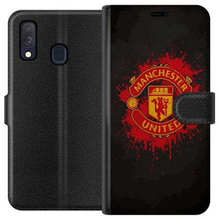 Kompatibelt Lommeboketui til Samsung Samsung Galaxy A40 Manchester United logo i rød og gul farge med røff sportslig bakgrunn