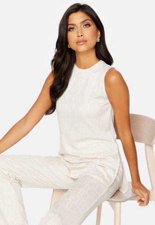 BUBBLEROOM Nora fine knitted top Cream Klær