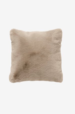 Skinnwille - Kudde Fluffy 45x45 - Beige - Prydnadskuddar & kuddfodral - 45X45 - Från Homeroom