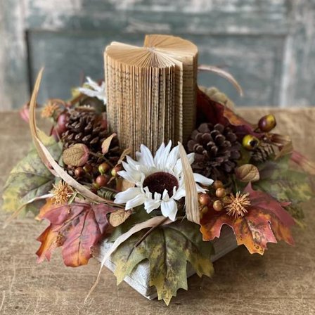 Høstblomster høst rødme gresskar stearinlys krans høstdekorasjoner høst hvit solsikke furukongler blader