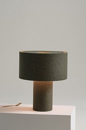 Jotex - GILLY lampa stołowa Ciemnobrązowy/zielony - Kup Lampy stołowe firmy Jotex