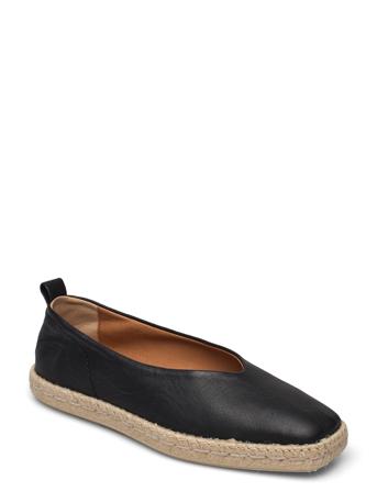 Stb-Palm Ballerina L Black Shoe The Bear